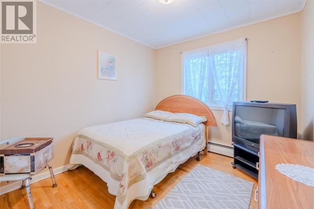 54 Smallwood Drive, House detached with 3 bedrooms, 1 bathrooms and null parking in Mount Pearl NL | Image 13