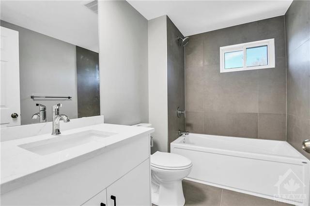Luxurious new 4 Piece Bathroom on 2nd floor | Image 13