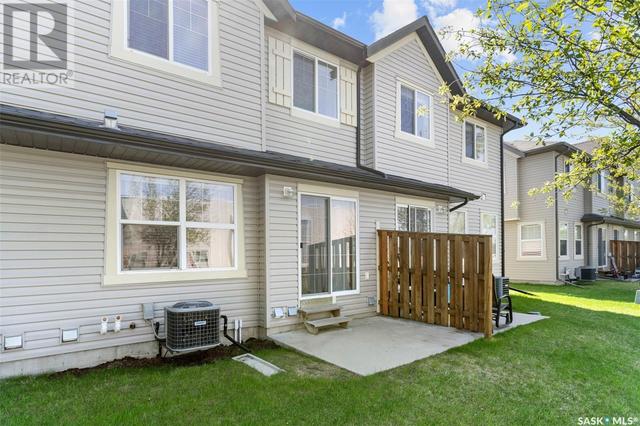 303 - 615 Lynd Cres, House attached with 3 bedrooms, 3 bathrooms and null parking in Saskatoon SK | Image 24