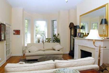 TH3 - 38 Earl Rd, Townhouse with 2 bedrooms, 3 bathrooms and 1 parking in Toronto ON | Image 2