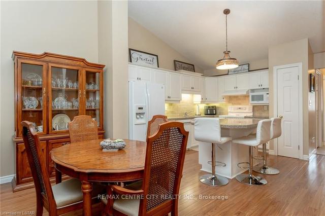 22 - 20 Windemere Pl, Townhouse with 2 bedrooms, 3 bathrooms and 2 parking in St. Thomas ON | Image 8
