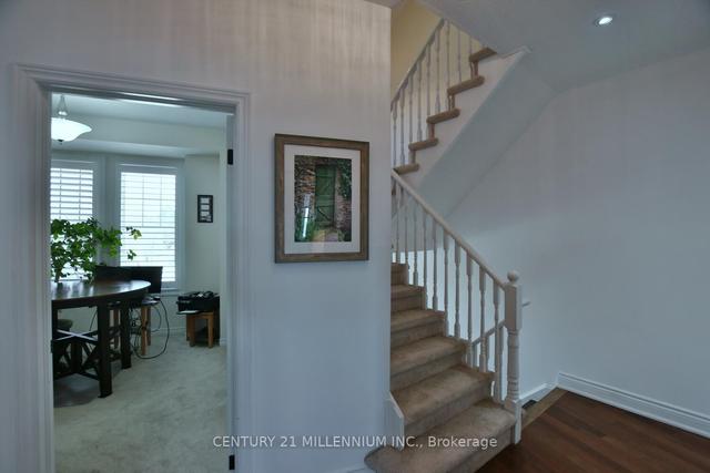 10 Boardwalk Ave, Townhouse with 3 bedrooms, 3 bathrooms and 2 parking in Collingwood ON | Image 7