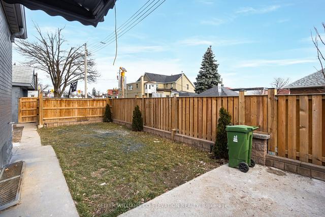 41 Bala Ave, House detached with 2 bedrooms, 2 bathrooms and 4 parking in Toronto ON | Image 22