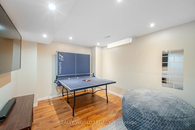 28 Gowland Dr, House attached with 3 bedrooms, 2 bathrooms and 2 parking in Hamilton ON | Image 19