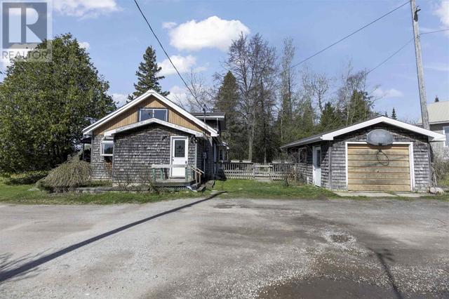 8450 Highway 17 E, House detached with 4 bedrooms, 1 bathrooms and null parking in Johnson ON | Image 7