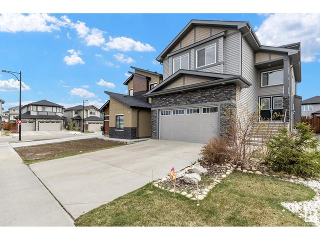 4805 Charles Co Sw, House detached with 5 bedrooms, 3 bathrooms and null parking in Edmonton AB | Image 1
