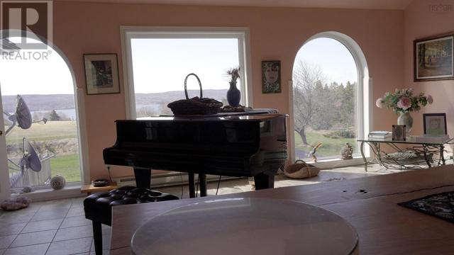 2125 Hillside Boularderie Rd, House detached with 5 bedrooms, 3 bathrooms and null parking in Cape Breton NS | Image 41