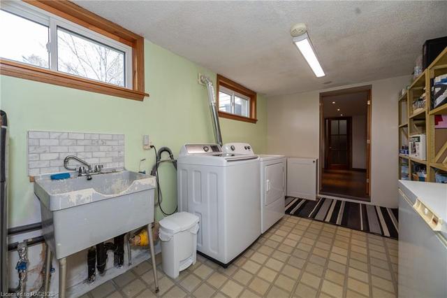 775 21st St E, House detached with 4 bedrooms, 2 bathrooms and 6 parking in Owen Sound ON | Image 38