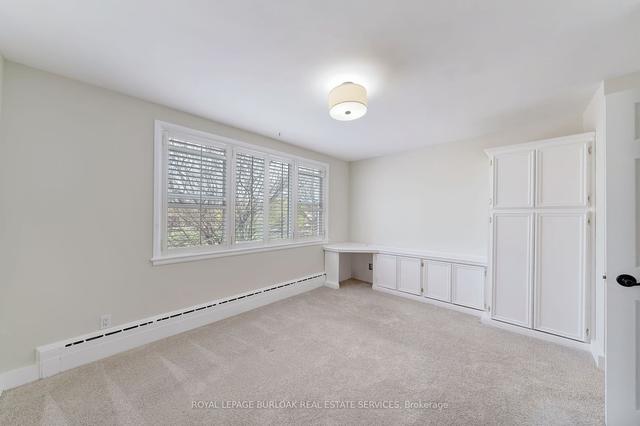 304 - 2052 Courtland Dr, Condo with 1 bedrooms, 1 bathrooms and 1 parking in Burlington ON | Image 2