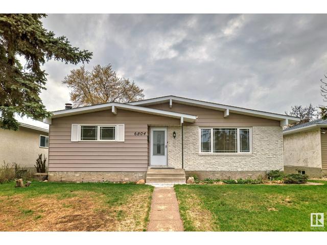 6804 32 Ave Nw, House detached with 5 bedrooms, 2 bathrooms and null parking in Edmonton AB | Image 1