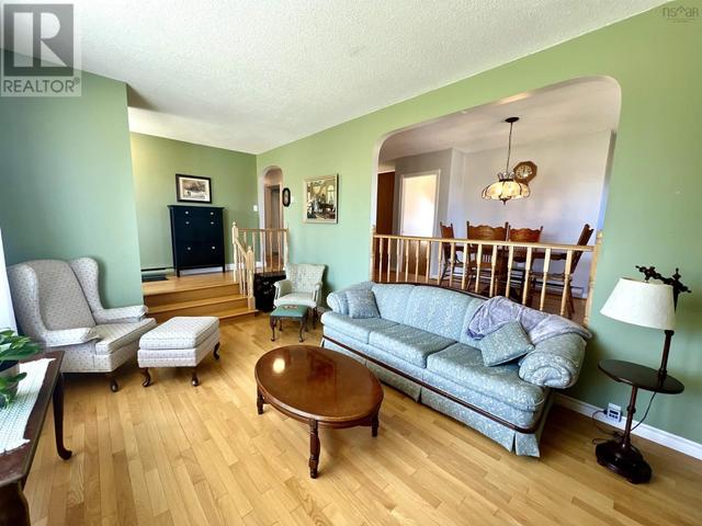 11 Halliday Street, House detached with 4 bedrooms, 2 bathrooms and null parking in Cape Breton NS | Image 11