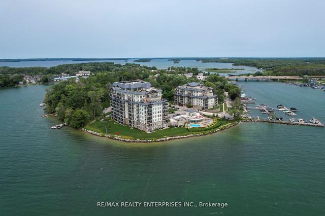 303 - 90 Orchard Point Rd, Condo with 2 bedrooms, 2 bathrooms and 1 parking in Orillia ON | Image 1