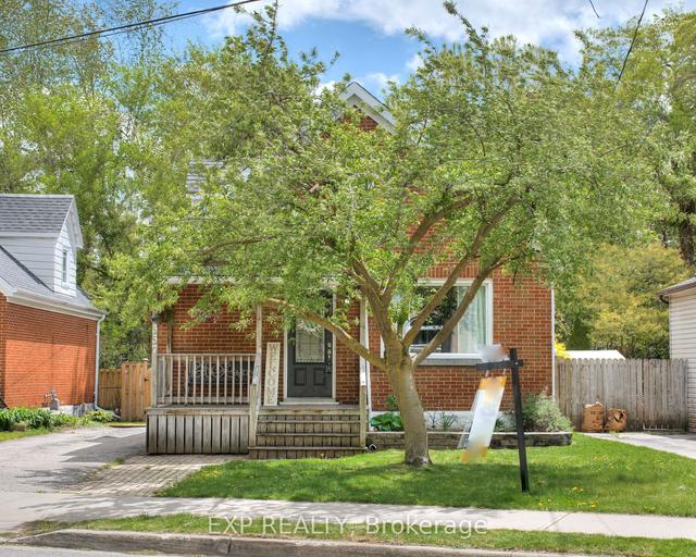 337 Guelph St, House detached with 3 bedrooms, 3 bathrooms and 3 parking in Kitchener ON | Image 4