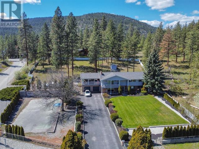 3808 Forsyth Dr, House detached with 6 bedrooms, 4 bathrooms and 2 parking in Okanagan Similkameen F BC | Image 53