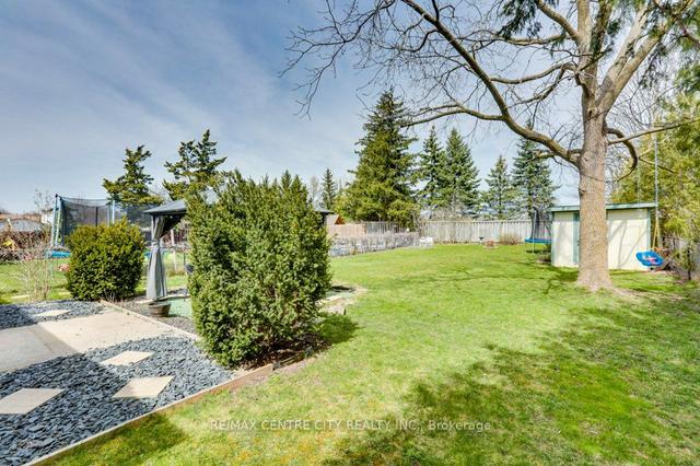 996 Jalna Blvd, House detached with 4 bedrooms, 2 bathrooms and 3 parking in London ON | Image 25