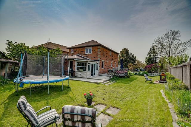 62 Silverdart Cres, House detached with 3 bedrooms, 4 bathrooms and 6 parking in Richmond Hill ON | Image 24