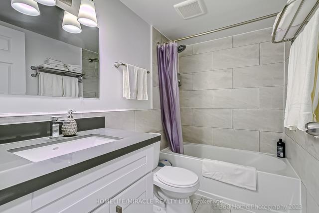 215 - 100 Wingarden Ct, Condo with 2 bedrooms, 2 bathrooms and 1 parking in Toronto ON | Image 9