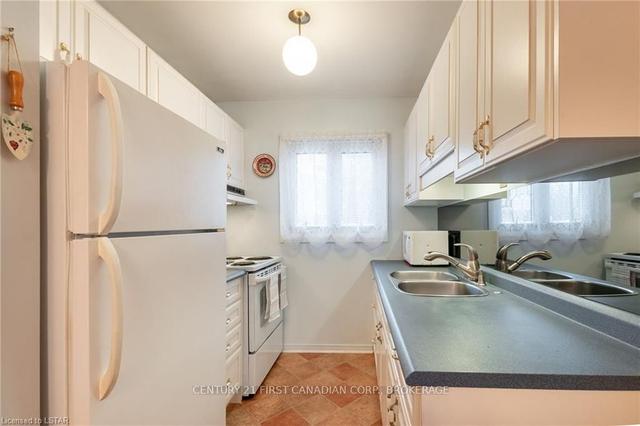 57 - 166 Southdale Rd W, House attached with 3 bedrooms, 2 bathrooms and 1 parking in London ON | Image 40
