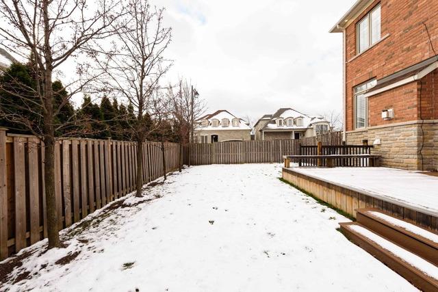 251 Forbes Terr, House detached with 4 bedrooms, 5 bathrooms and 4 parking in Milton ON | Image 33