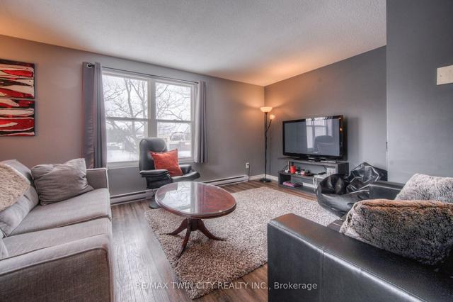 2 - 91 Westmount Rd N, Condo with 4 bedrooms, 2 bathrooms and 2 parking in Waterloo ON | Image 20