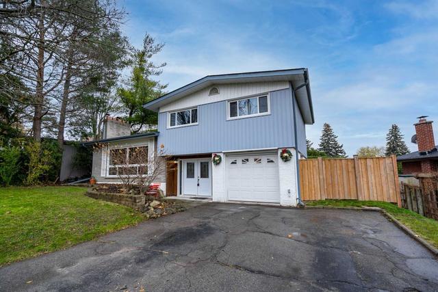 1045 Beaufort Ave, House detached with 3 bedrooms, 2 bathrooms and 5 parking in Oshawa ON | Image 1