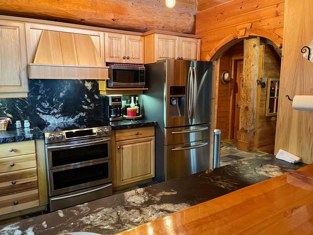 6975 Columbia Ridge Drive, House detached with 7 bedrooms, 5 bathrooms and 10 parking in East Kootenay F BC | Image 17