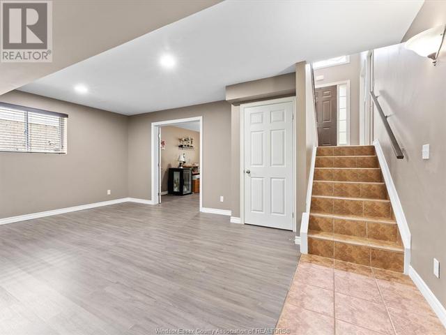 3699 Deerbrook Dr, House detached with 5 bedrooms, 2 bathrooms and null parking in Windsor ON | Image 22