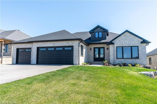 15 Hudson Drive, House detached with 5 bedrooms, 3 bathrooms and 12 parking in Brant ON | Image 12