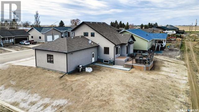 45 Crescent Drive, House detached with 5 bedrooms, 4 bathrooms and null parking in Avonlea SK | Image 49