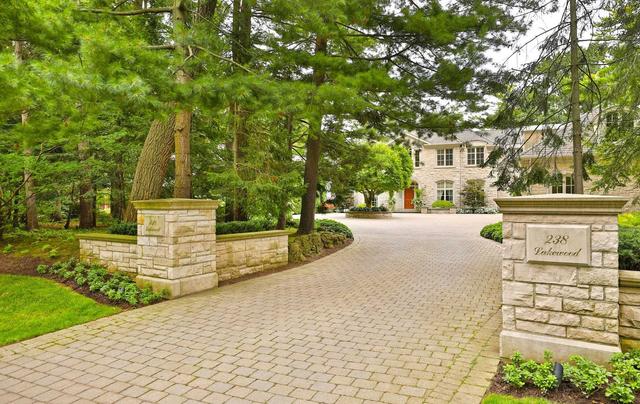 238 Lakewood Dr, House detached with 4 bedrooms, 7 bathrooms and 13 parking in Oakville ON | Image 23