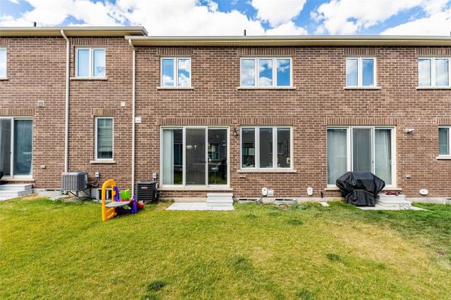 1238 Hazel Way N, House attached with 3 bedrooms, 3 bathrooms and 2 parking in Milton ON | Image 30