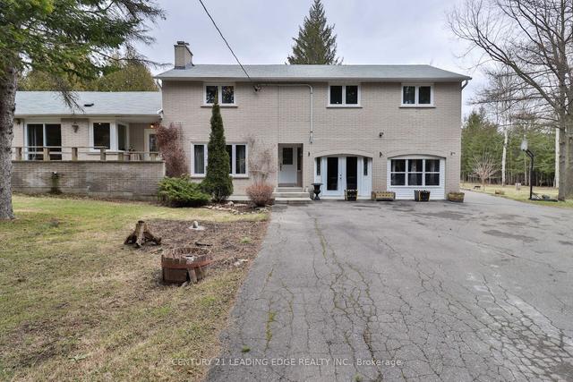 13035 Fourth Line, House detached with 3 bedrooms, 3 bathrooms and 27 parking in Halton Hills ON | Image 12