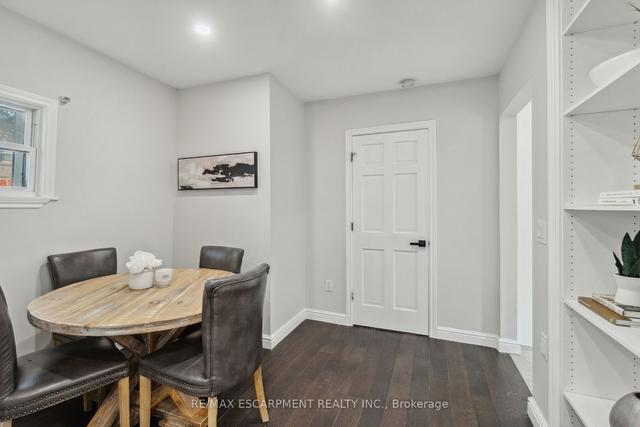 200 Waterloo Ave, House detached with 3 bedrooms, 3 bathrooms and 3 parking in Guelph ON | Image 30