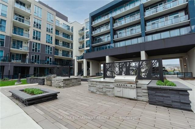 609 - 16 Concord Pl, Condo with 1 bedrooms, 1 bathrooms and 1 parking in Grimsby ON | Image 19