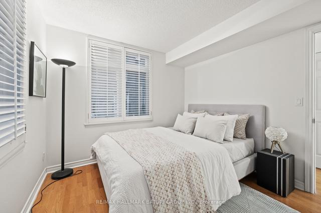 1 - 89 Lillian St, Townhouse with 2 bedrooms, 2 bathrooms and 1 parking in Toronto ON | Image 4