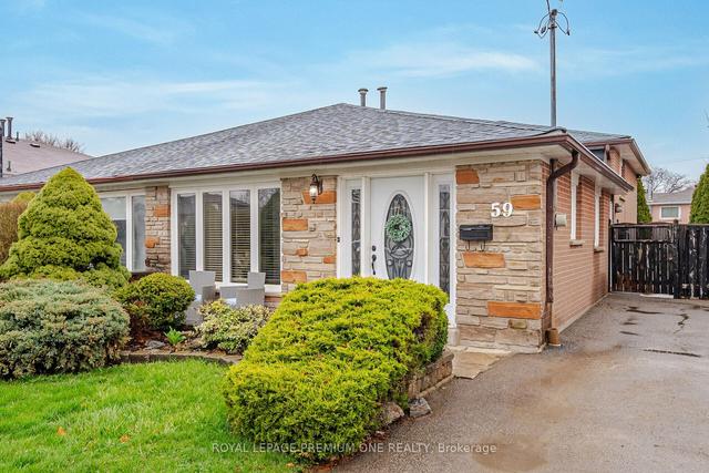 59 Ruthmar Cres, House semidetached with 3 bedrooms, 2 bathrooms and 4 parking in Toronto ON | Image 1