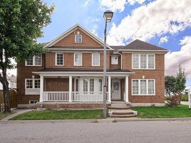 45 Tower Bridge Cres, House detached with 4 bedrooms, 4 bathrooms and 4 parking in Markham ON | Image 1