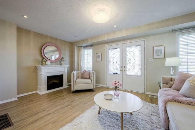 517 Rossland Rd E, House semidetached with 4 bedrooms, 4 bathrooms and 2 parking in Ajax ON | Image 40