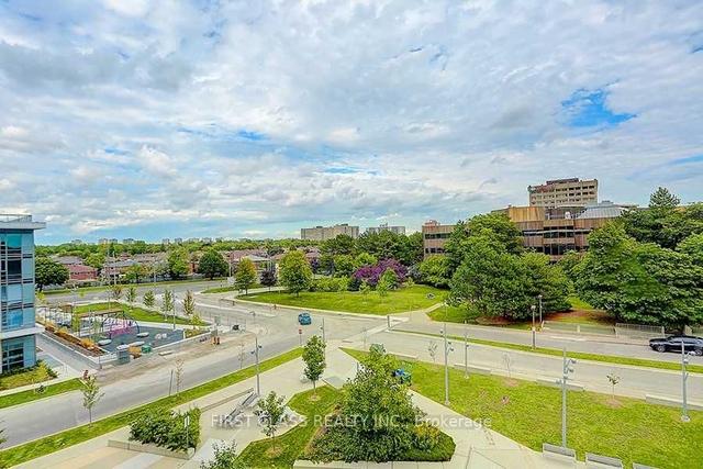 528 - 55 Ann O'reilly Rd, Condo with 2 bedrooms, 2 bathrooms and 1 parking in Toronto ON | Image 13