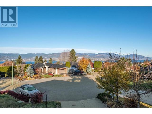 291 Sandpiper Crt, House detached with 5 bedrooms, 3 bathrooms and 6 parking in Kelowna BC | Image 19