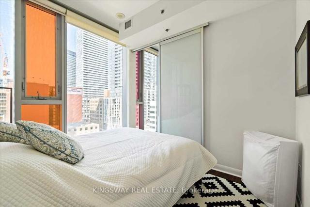 1107 - 375 King St W, Condo with 2 bedrooms, 2 bathrooms and 1 parking in Toronto ON | Image 13