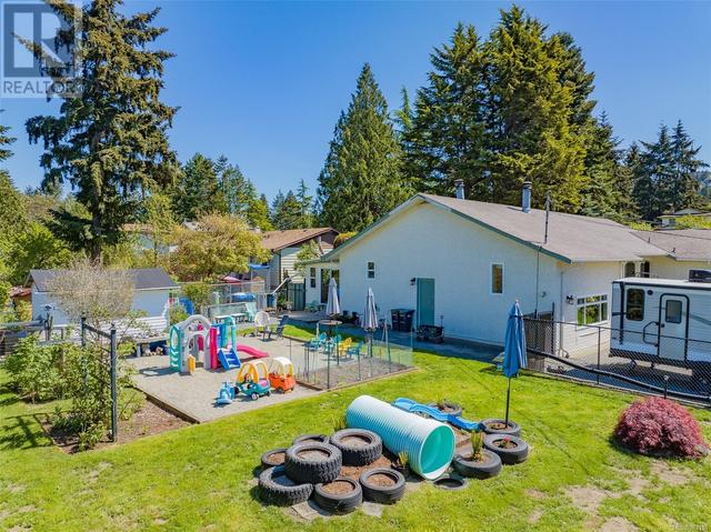 7536 Andrea Cres, House detached with 3 bedrooms, 3 bathrooms and 6 parking in Lantzville BC | Image 49
