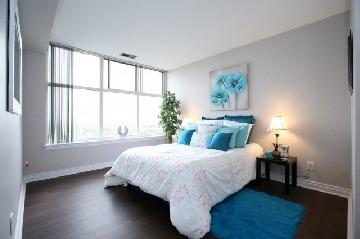 uph04 - 880 Dundas St W, Condo with 3 bedrooms, 2 bathrooms and 2 parking in Mississauga ON | Image 7