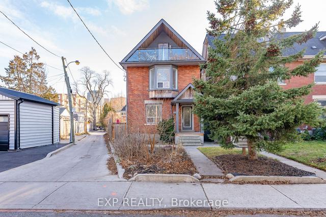5 Jerome St, House detached with 3 bedrooms, 4 bathrooms and 4 parking in Toronto ON | Image 1