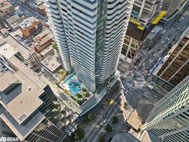 507 - 1 Bloor Street E, House attached with 2 bedrooms, 2 bathrooms and 1 parking in Toronto ON | Image 31
