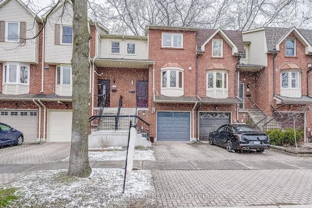 57 Normandy Pl, House attached with 3 bedrooms, 3 bathrooms and 2 parking in Oakville ON | Image 1