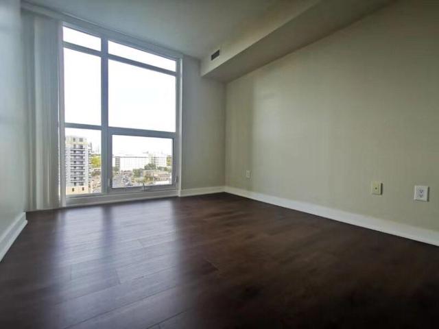 811 - 29 Singer Crt, Condo with 2 bedrooms, 2 bathrooms and 1 parking in Toronto ON | Image 11