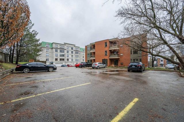 401 Erb St. W. St W, Condo with 2 bedrooms, 2 bathrooms and 1 parking in Waterloo ON | Image 26