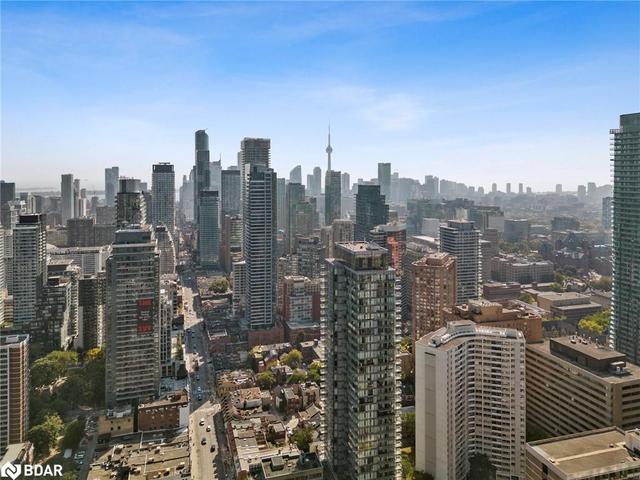 507 - 1 Bloor Street E, House attached with 2 bedrooms, 2 bathrooms and 1 parking in Toronto ON | Image 30