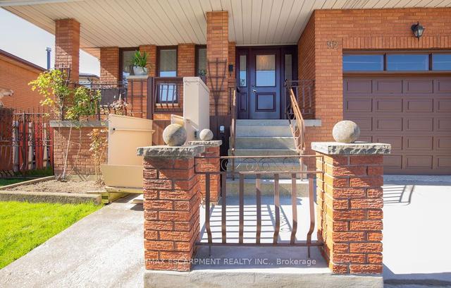 92 Taymall St, House detached with 3 bedrooms, 2 bathrooms and 5 parking in Hamilton ON | Image 23